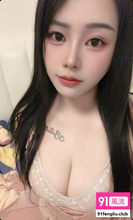 成寿寺性感大胸妹珊儿